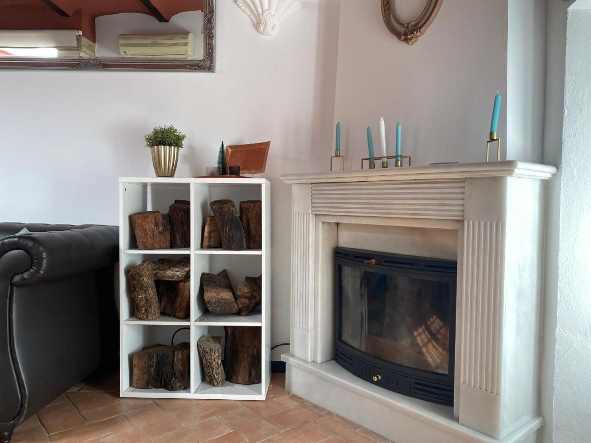 Casa Boutique Eros Apartment Кармона Екстериор снимка