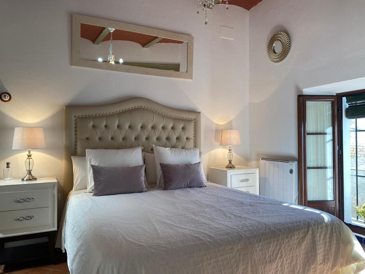 Casa Boutique Eros Apartment Кармона Екстериор снимка