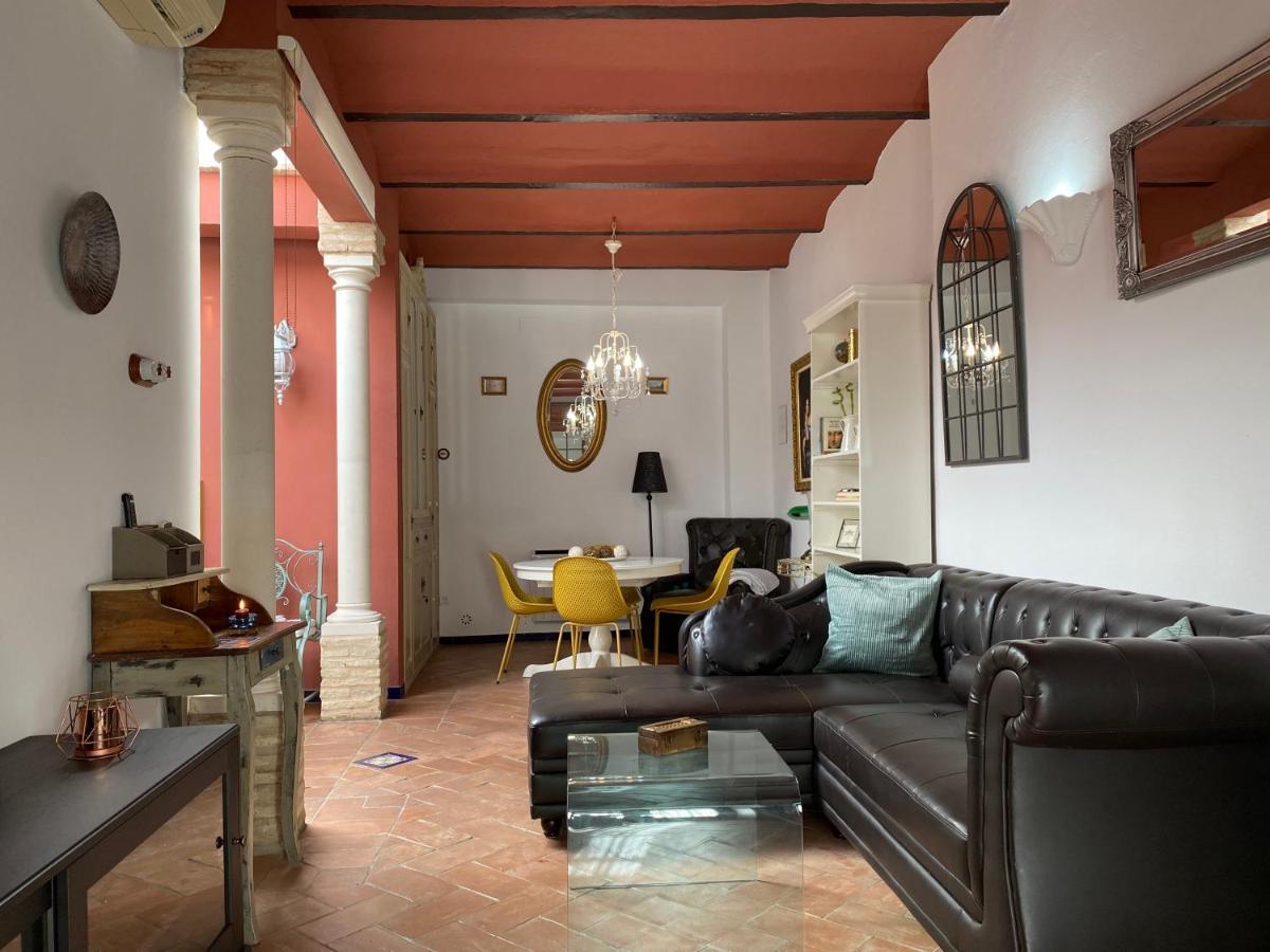 Casa Boutique Eros Apartment Кармона Екстериор снимка