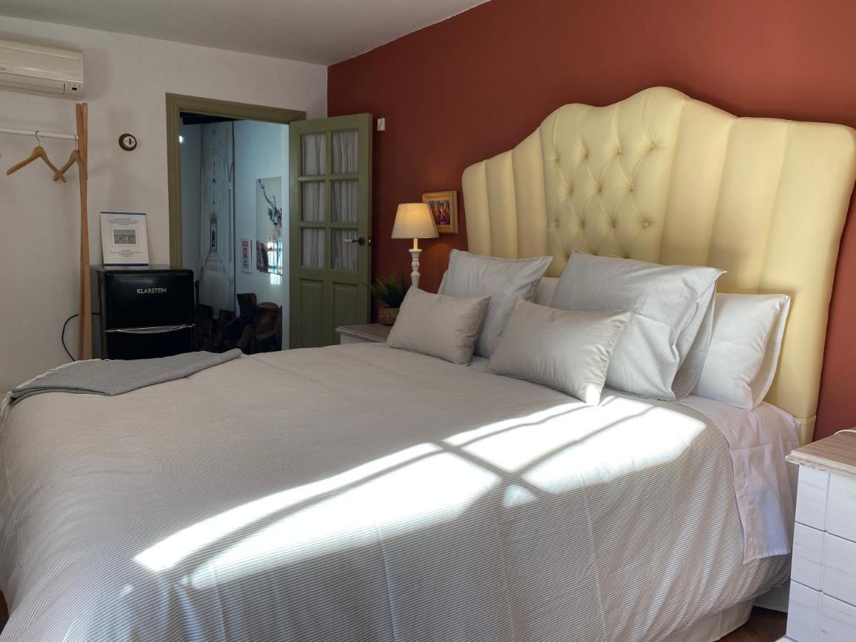 Casa Boutique Eros Apartment Кармона Екстериор снимка