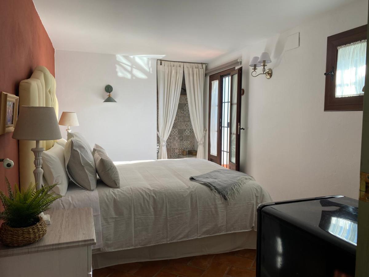 Casa Boutique Eros Apartment Кармона Екстериор снимка